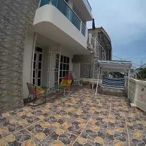 La Casita De Max Y Tim 202 Cartagena